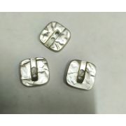 Пуговицы1474 15*15мм серый квадрат