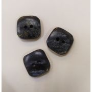 Пуговицы 421 17*17мм т.серый квадрат